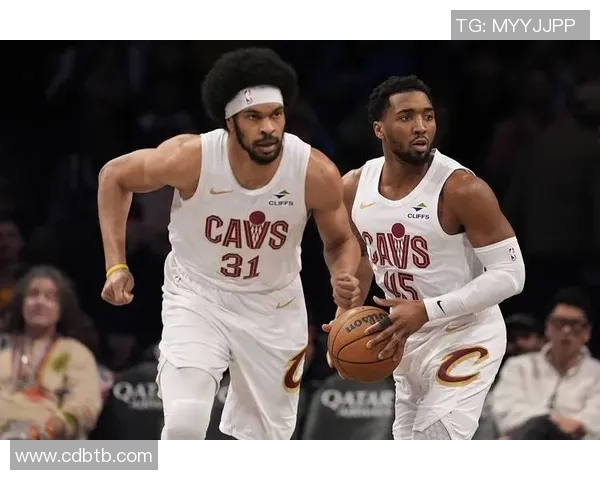 猛龙队主场迎战骑士队精彩对决分析与赛季表现回顾